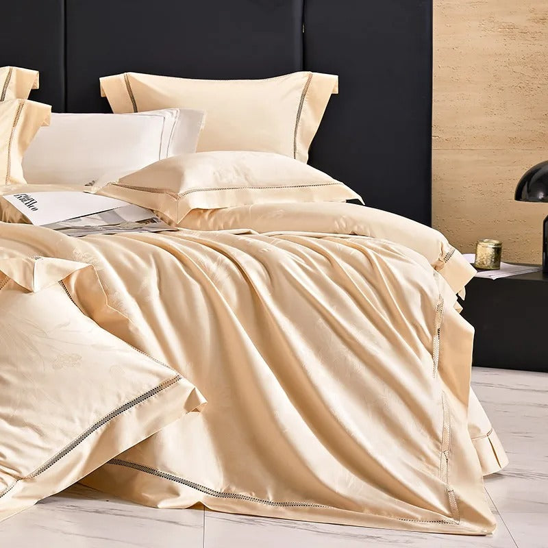 Vaikon Luxurious Bedding Set with Jacquard Weave in Aureate Egyptian Cotton
